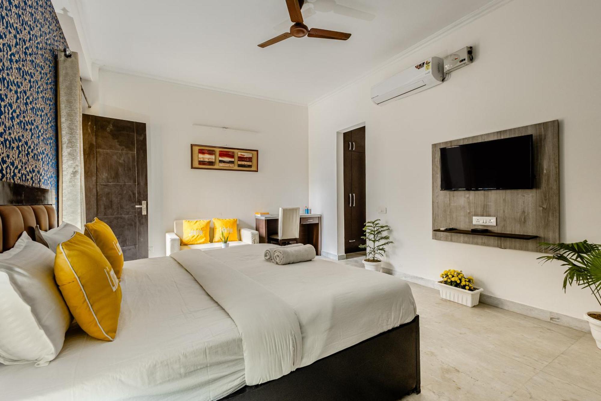 Lime Tree Service Apartment Golf Course Road, Гургаон Экстерьер фото