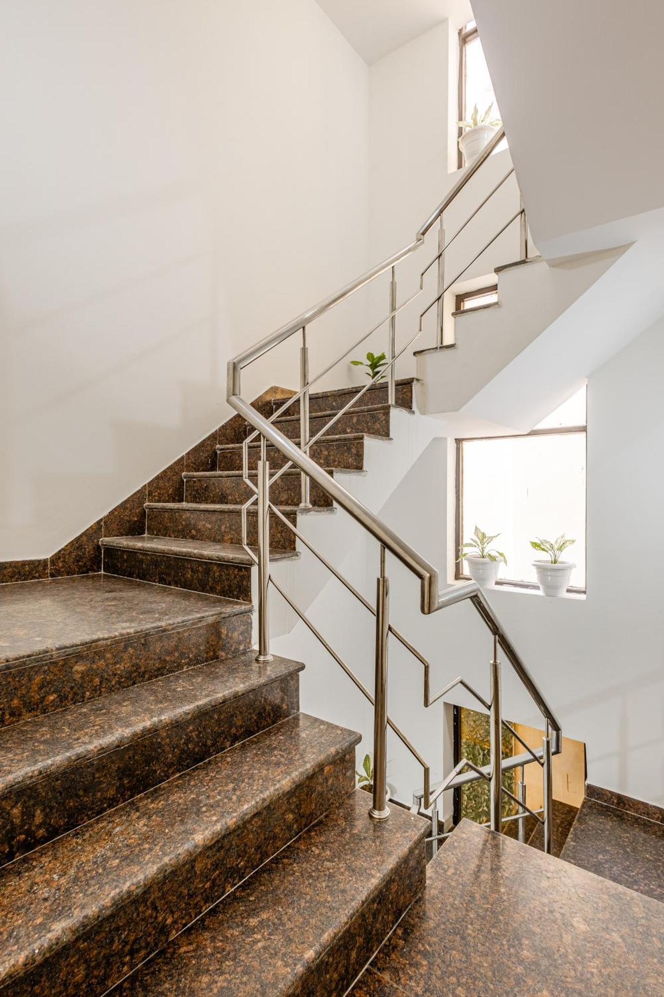 Lime Tree Service Apartment Golf Course Road, Гургаон Экстерьер фото